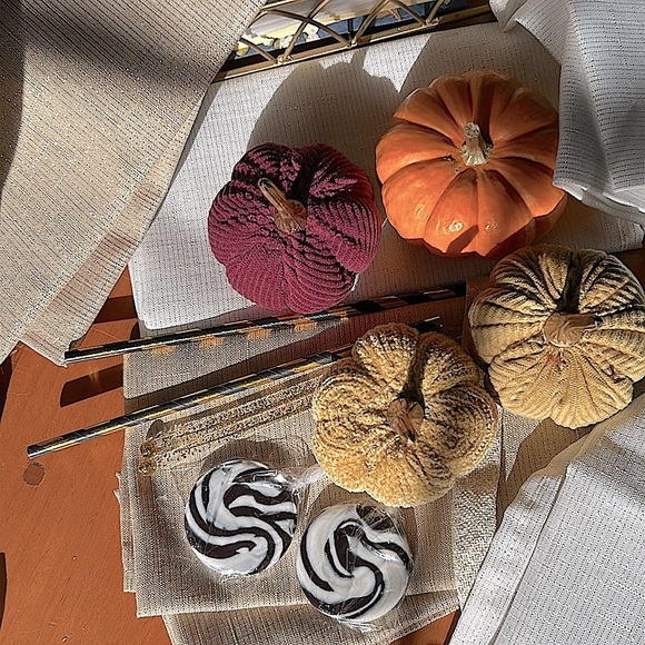 Lagniappe 30% OFF ADD TO CART FOR A SALE PRICE Little Something Extra @ttarney - Picture 14 of 16